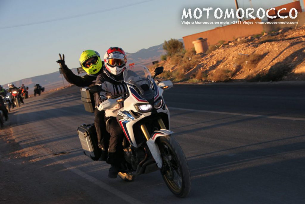 Ruta En Moto Por Marruecos Motomorocco 2018 Desierto Atlas 24